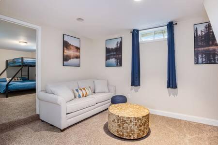 Harpers Ferry Cabin Hot Tub, Deck, Fire Pit, Wifi Екстер'єр фото